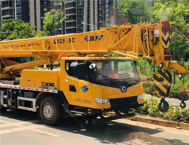 甘孜大件设备吊装租赁吊车